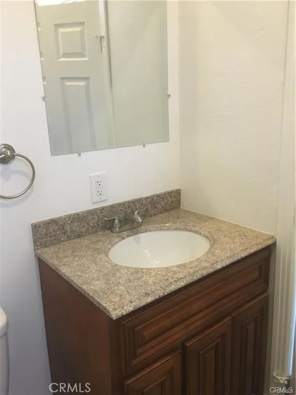 4354 Compton Los Angeles, CA 90011