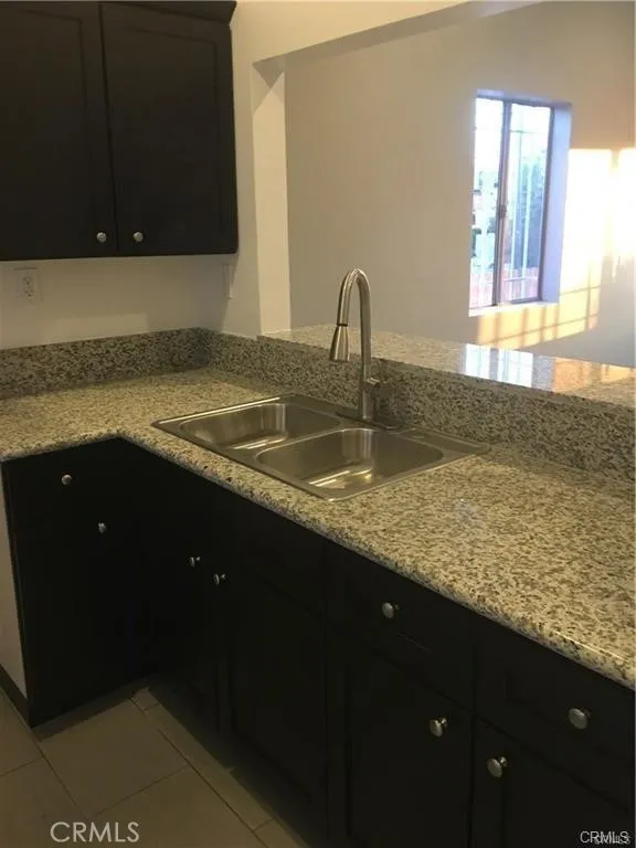 4354 Compton Los Angeles, CA 90011