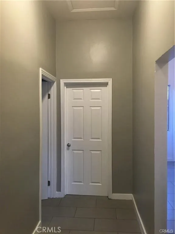 4354 Compton Los Angeles, CA 90011