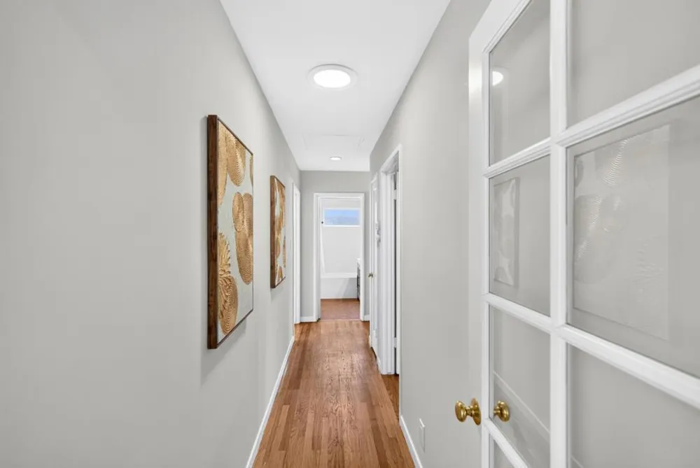 82 Loucks Avenue Los Altos, CA 94022