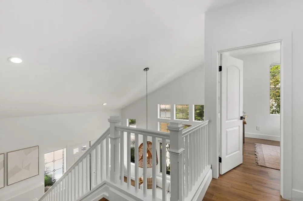 5353 Renaissance Ave San Diego, CA 92122