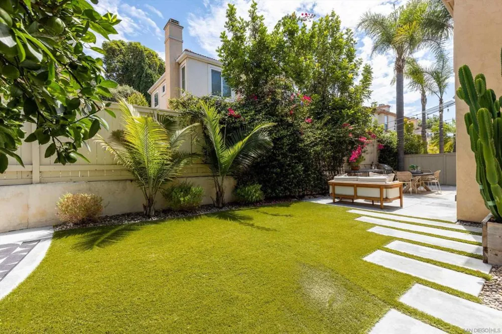 5353 Renaissance Ave San Diego, CA 92122