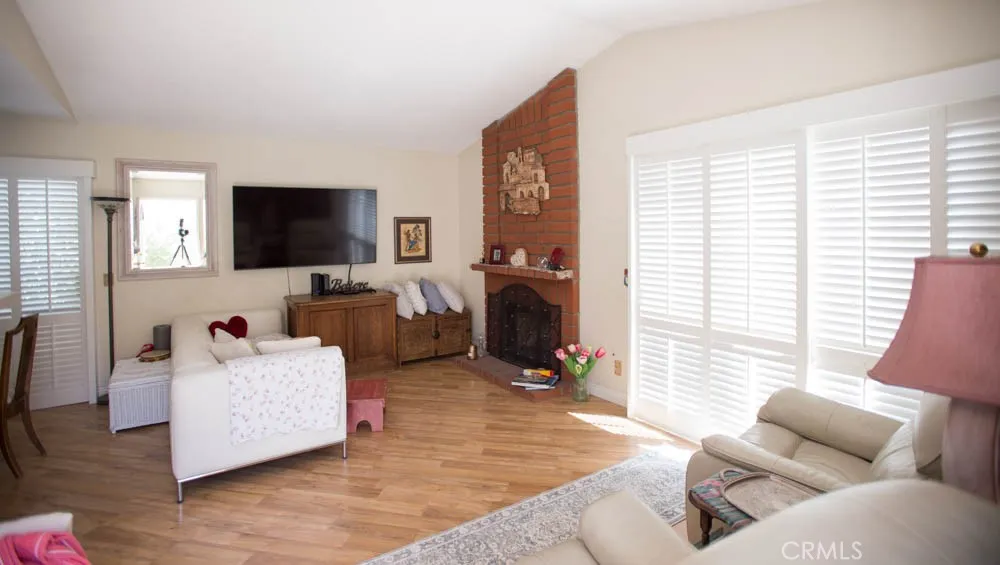 2718 E Avenue S Palmdale, CA 93550