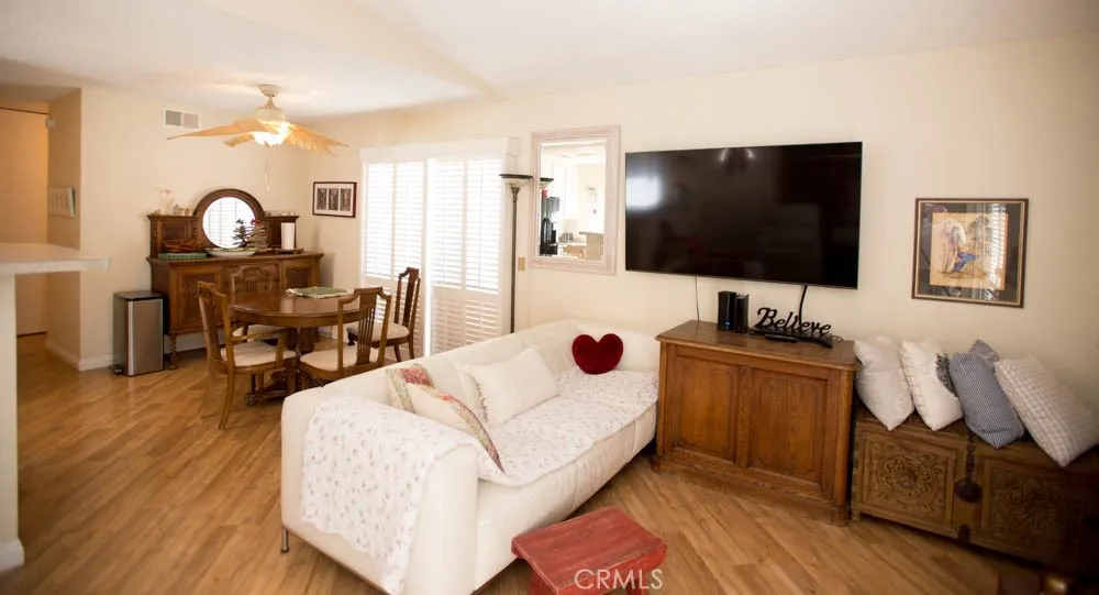 2718 E Avenue S Palmdale, CA 93550