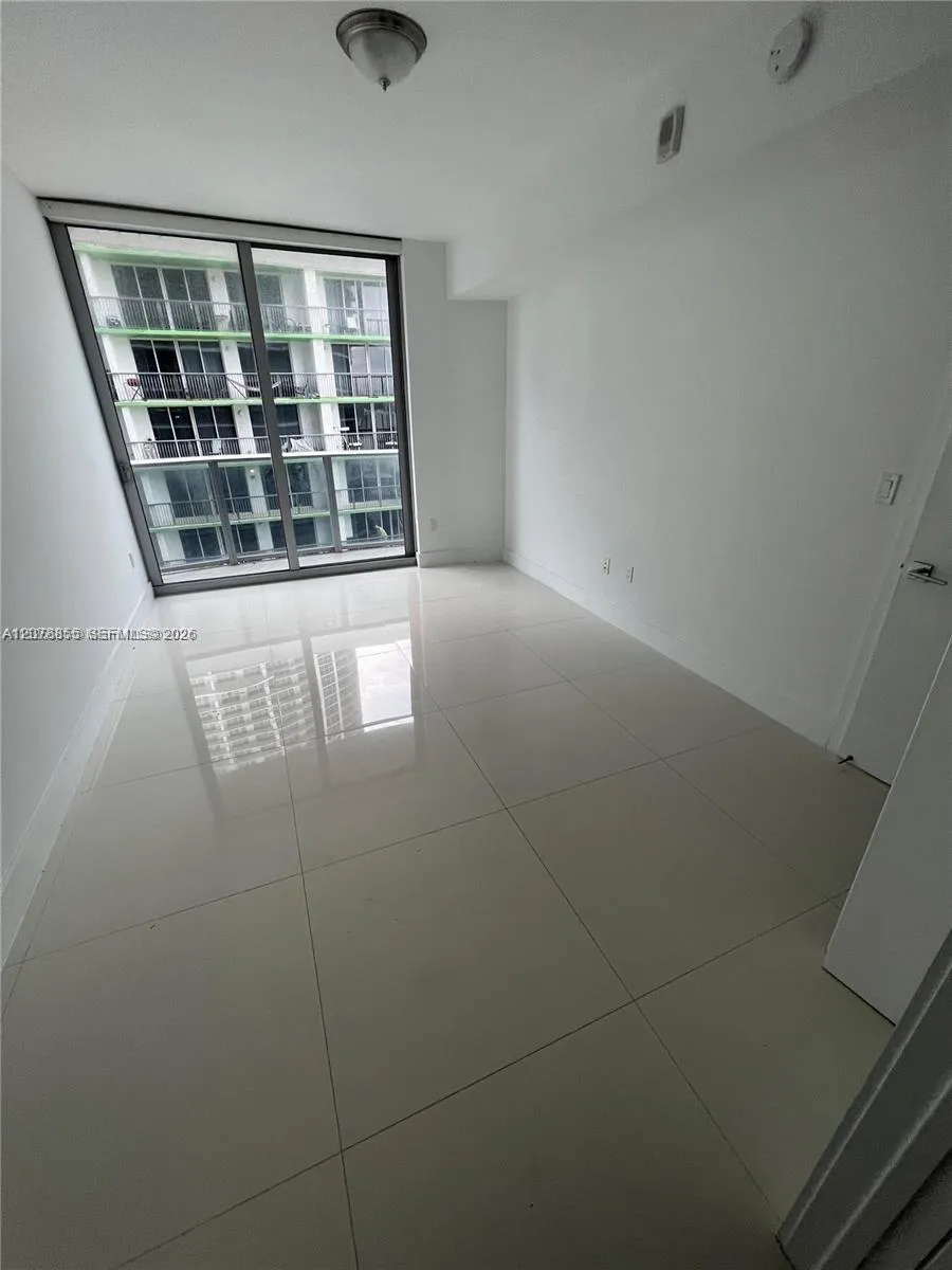 488 NE 18th St #3100 Miami, FL 33132