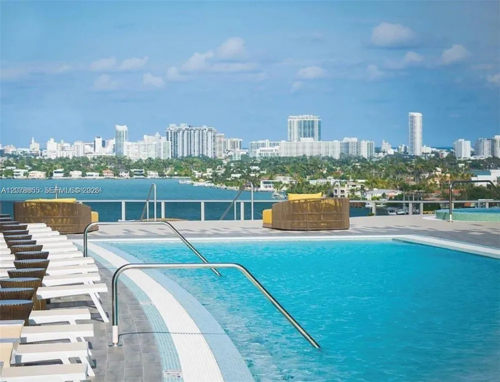 488 NE 18th St #3100 Miami, FL 33132