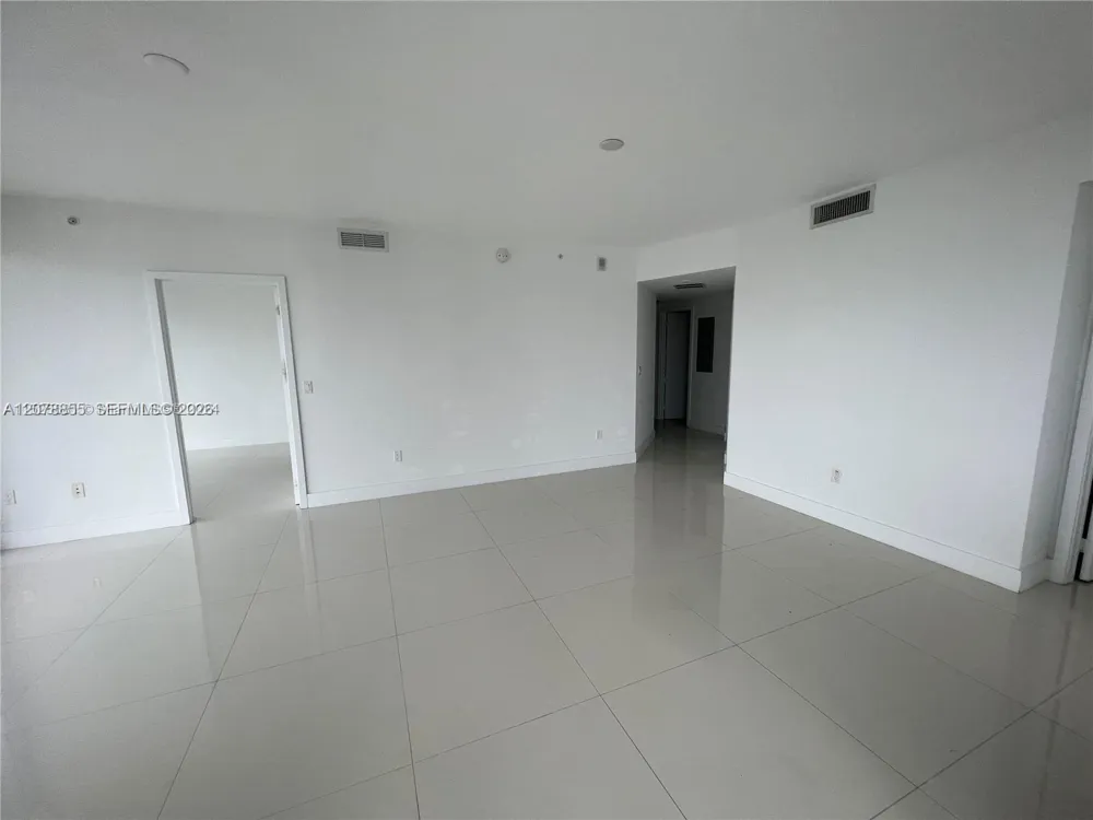 488 NE 18th St #3100 Miami, FL 33132