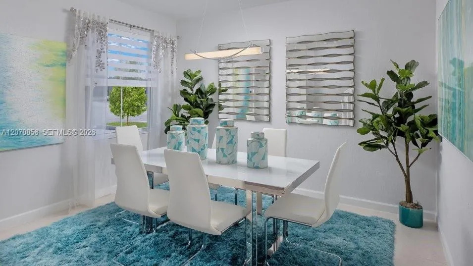 2594 SE 25 DR Homestead, FL 33035