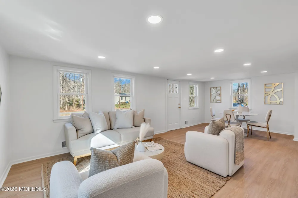 6 Sadie Lane New Egypt, NJ 08533