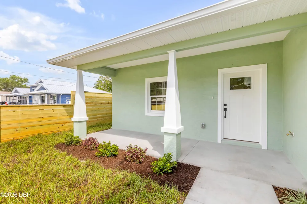 124 Indian Creek Road Oak Hill, FL 32759