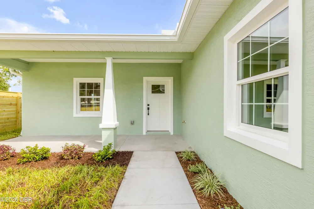 124 Indian Creek Road Oak Hill, FL 32759