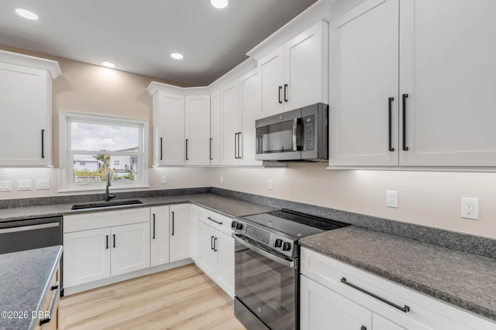 124 Indian Creek Road Oak Hill, FL 32759
