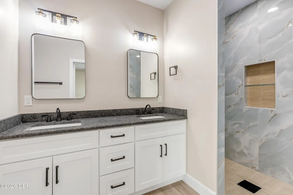 124 Indian Creek Road Oak Hill, FL 32759