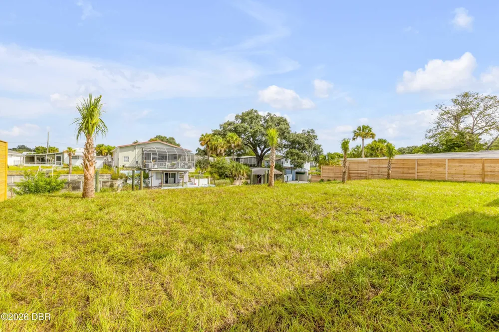 124 Indian Creek Road Oak Hill, FL 32759