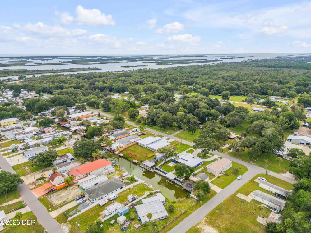 124 Indian Creek Road Oak Hill, FL 32759