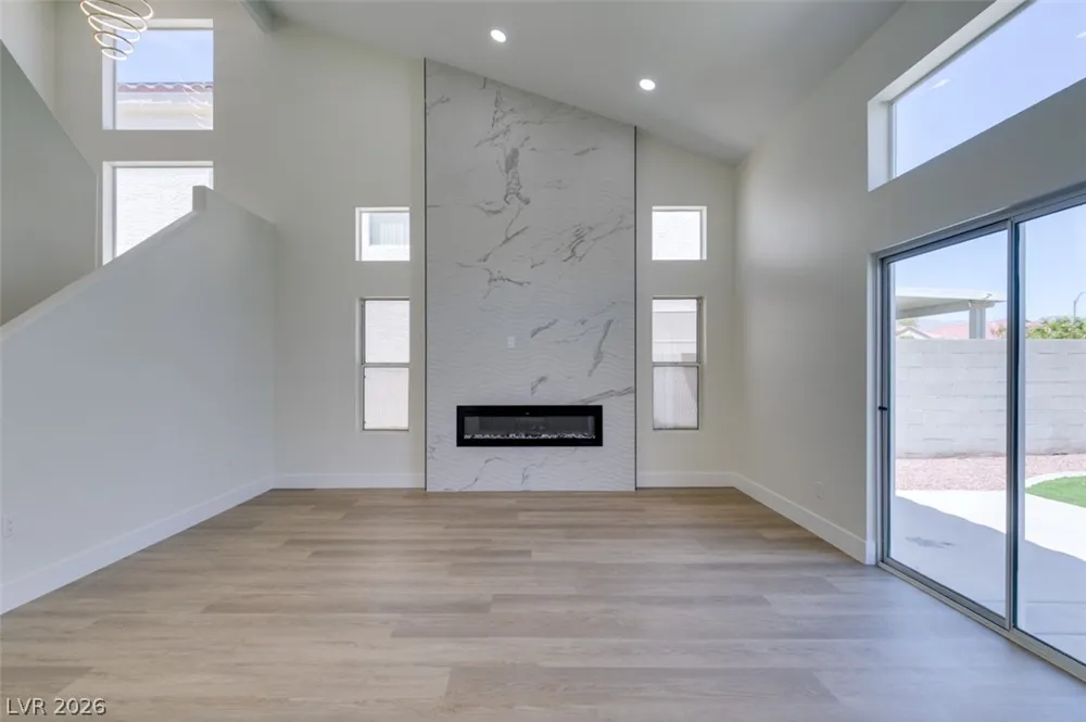 7708 License Street Las Vegas, NV 89131