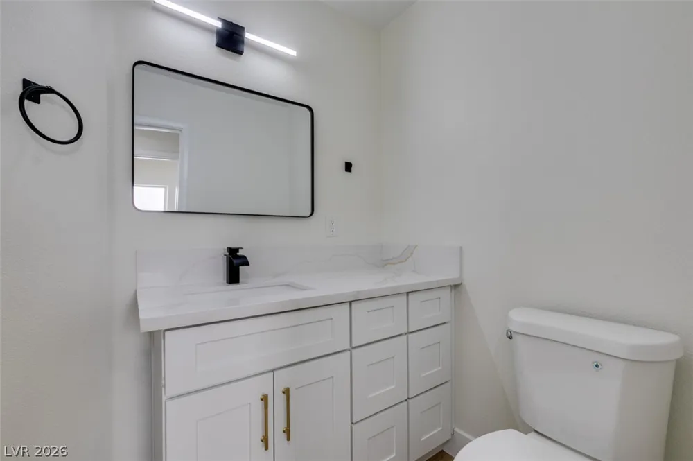 7708 License Street Las Vegas, NV 89131