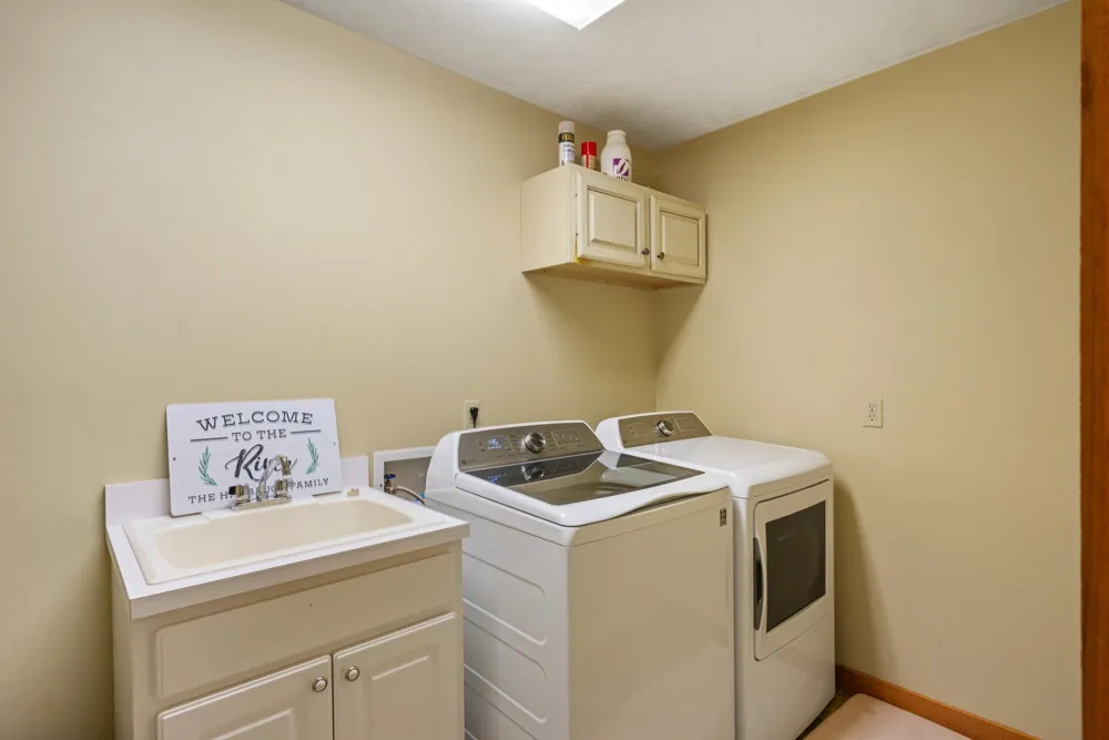1133 W Thumb Lake Road Corwith Township, MI 49795