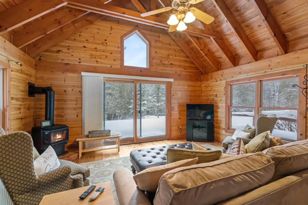 1133 W Thumb Lake Road Corwith Township, MI 49795