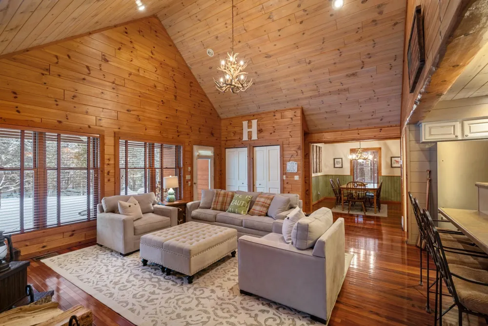 1133 W Thumb Lake Road Corwith Township, MI 49795