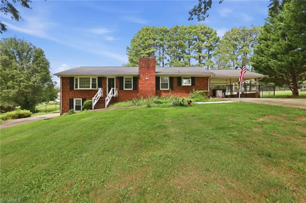 511 Croydon Lane Winston-Salem, NC 27107