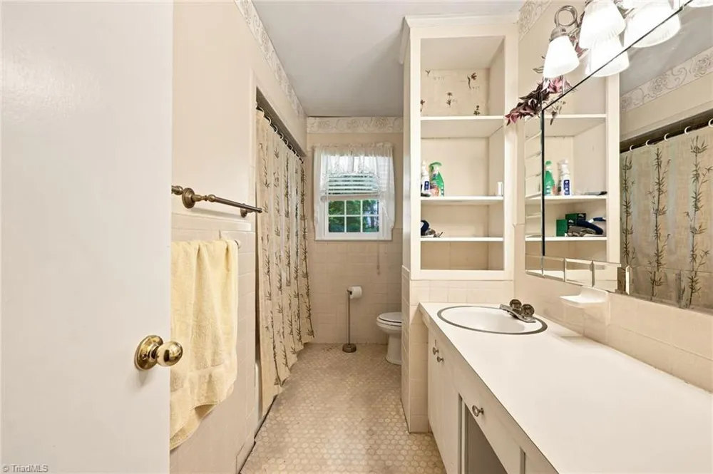 511 Croydon Lane Winston-Salem, NC 27107