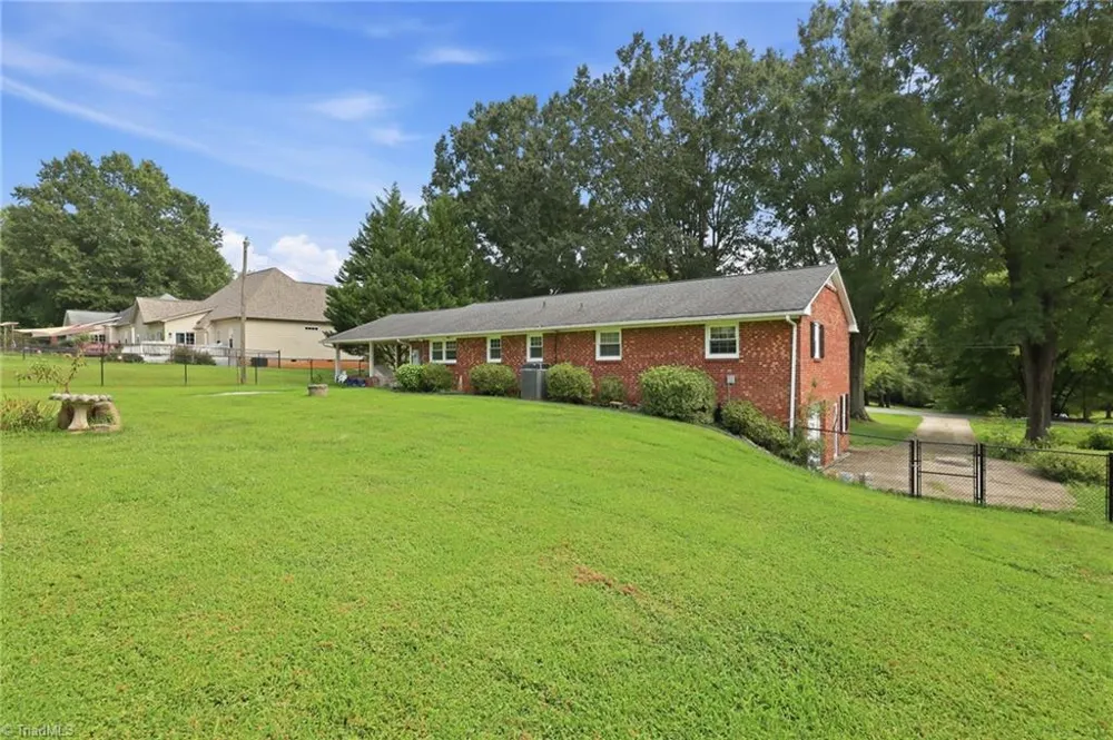 511 Croydon Lane Winston-Salem, NC 27107