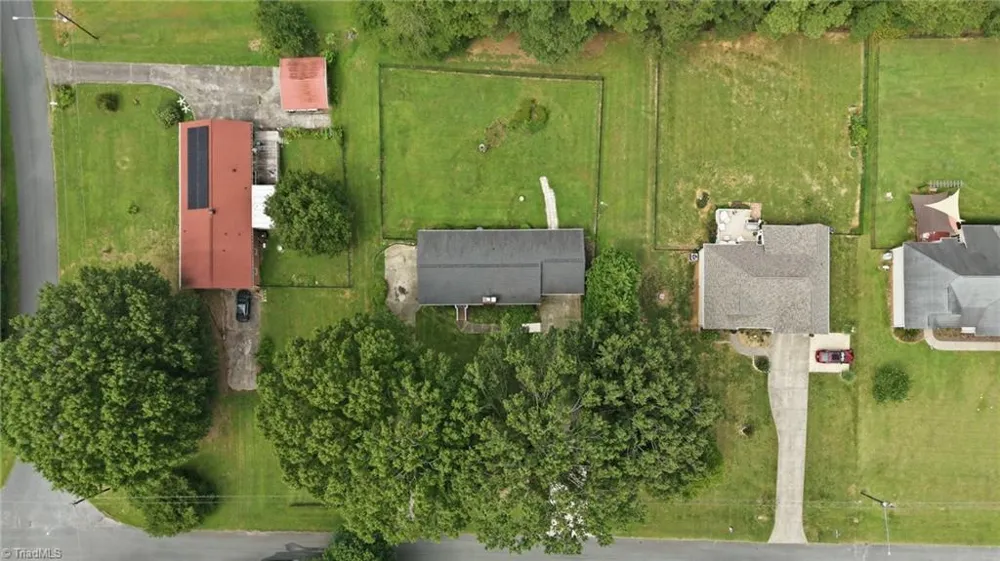 511 Croydon Lane Winston-Salem, NC 27107