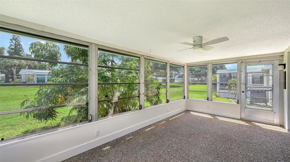 5911 TIDEWOOD AVENUE #3 Sarasota, FL 34231