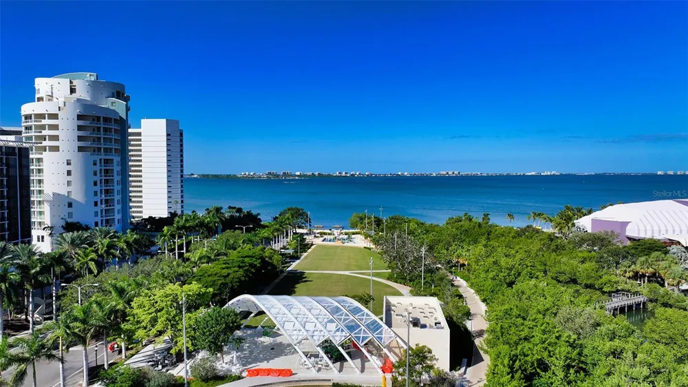5911 TIDEWOOD AVENUE #3 Sarasota, FL 34231