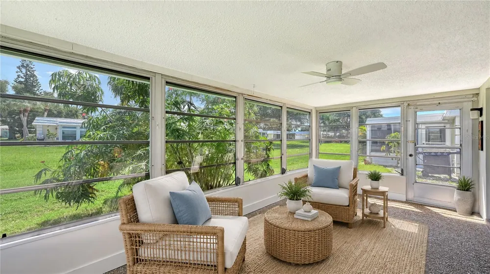 5911 TIDEWOOD AVENUE #3 Sarasota, FL 34231