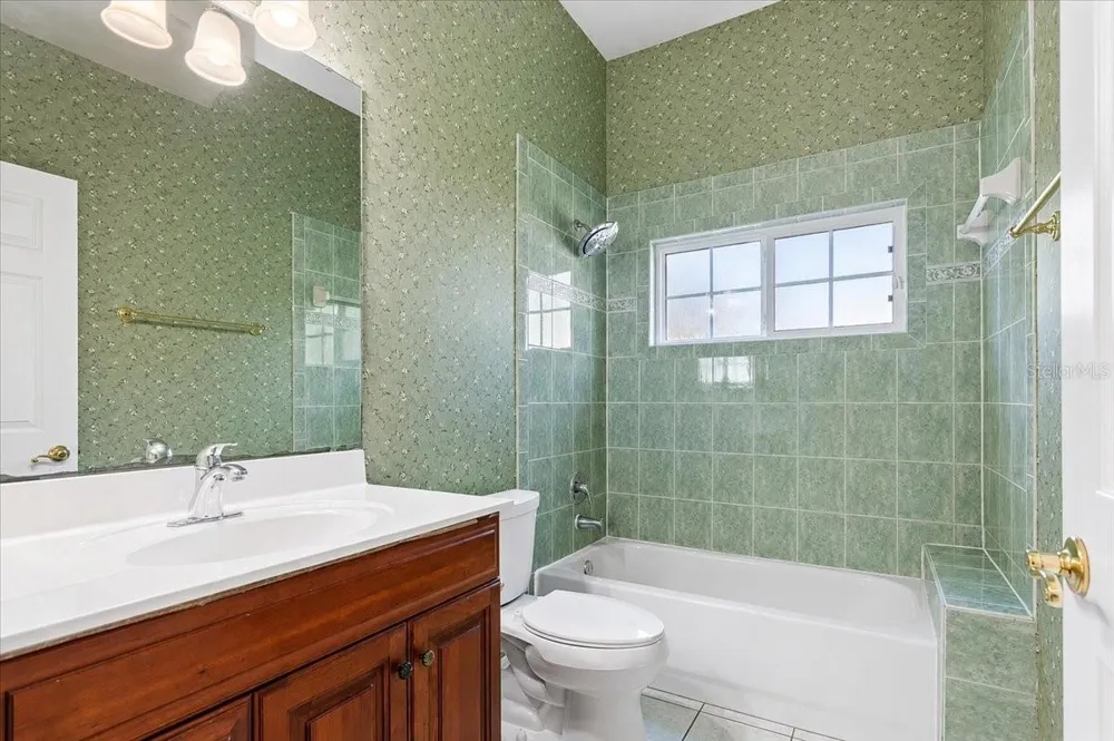 14160 NW 29TH AVENUE Gainesville, FL 32606