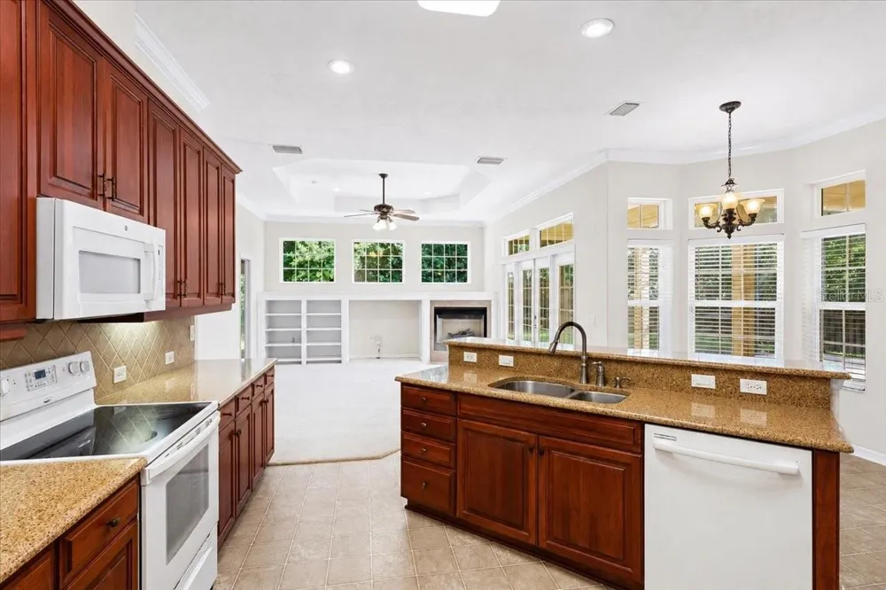 14160 NW 29TH AVENUE Gainesville, FL 32606