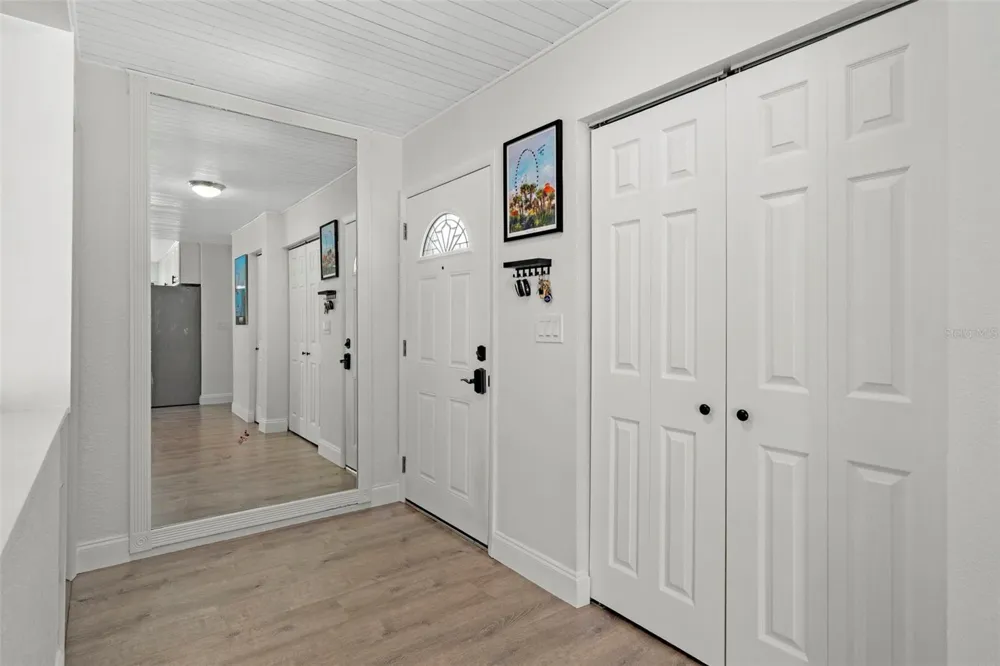 6917 DUNNETT AVENUE St Petersburg, FL 33709