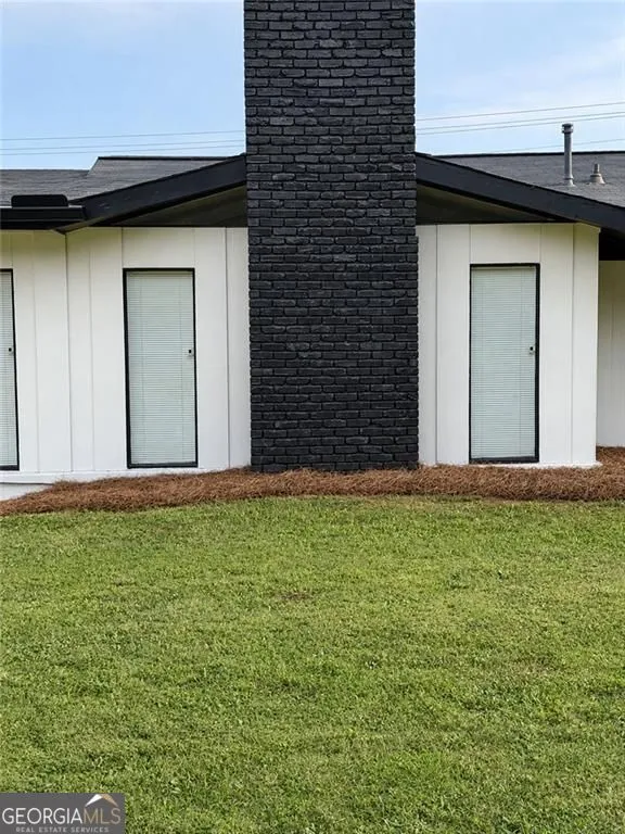2294 SE Fairview RD SE Conyers, GA 30013