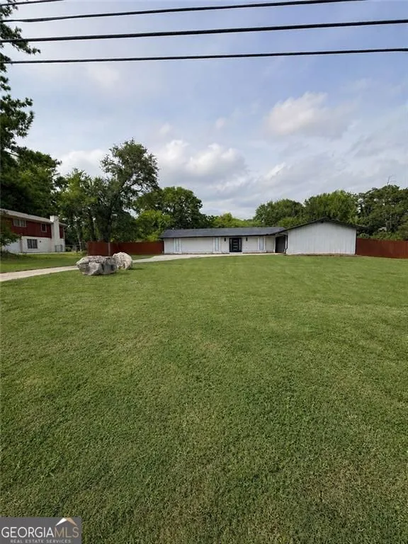 2294 SE Fairview RD SE Conyers, GA 30013
