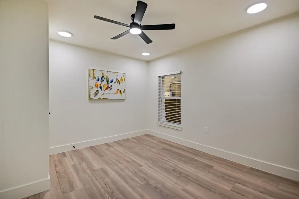 2406 Santa Maria Street Austin, TX 78702