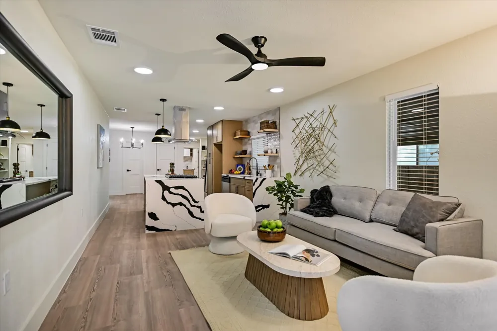 2406 Santa Maria Street Austin, TX 78702
