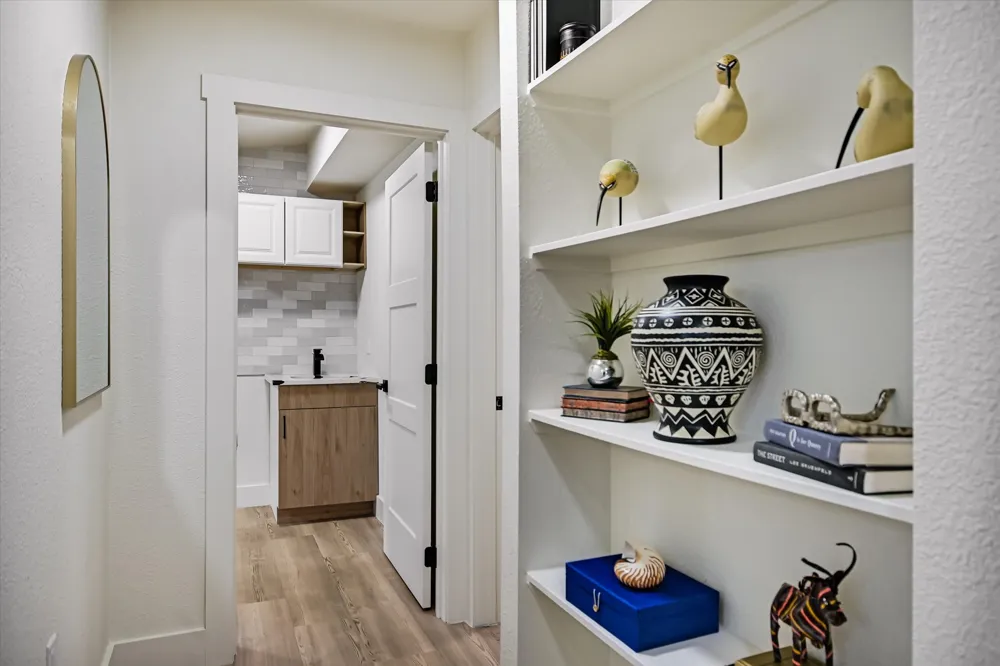 2406 Santa Maria Street Austin, TX 78702