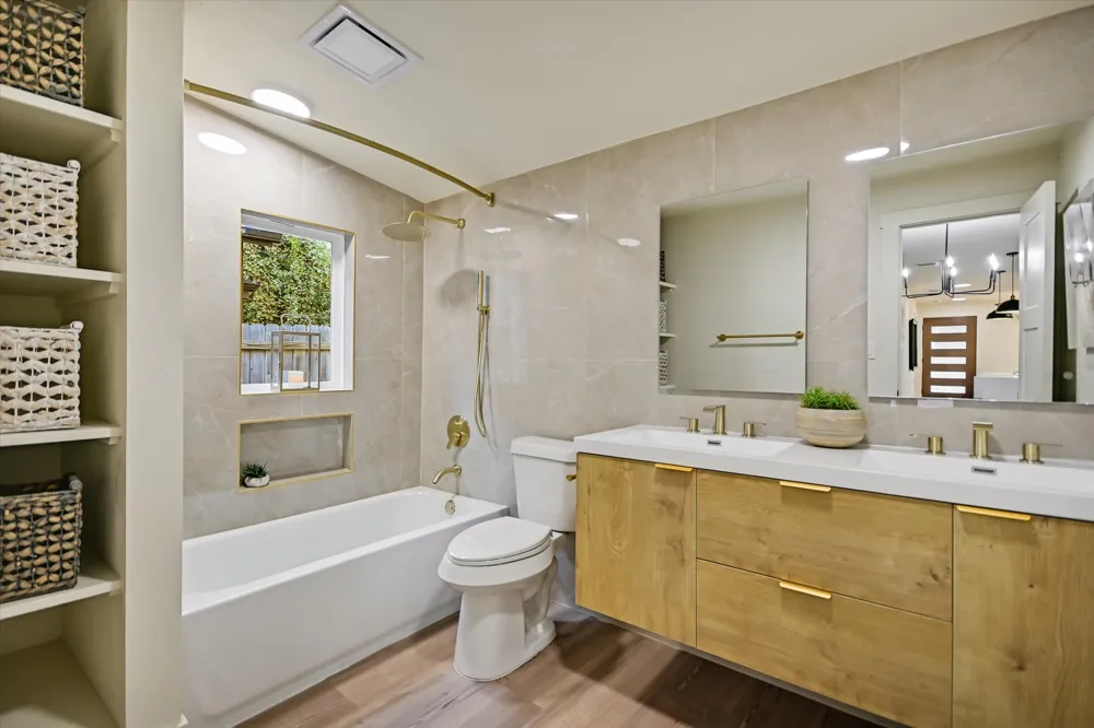 2406 Santa Maria Street Austin, TX 78702