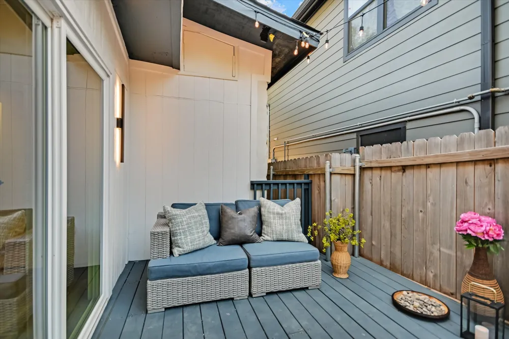 2406 Santa Maria Street Austin, TX 78702