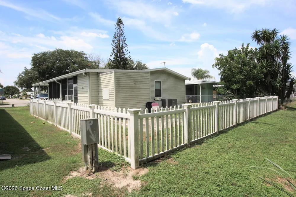 435 Egret Circle Barefoot Bay, FL 32976