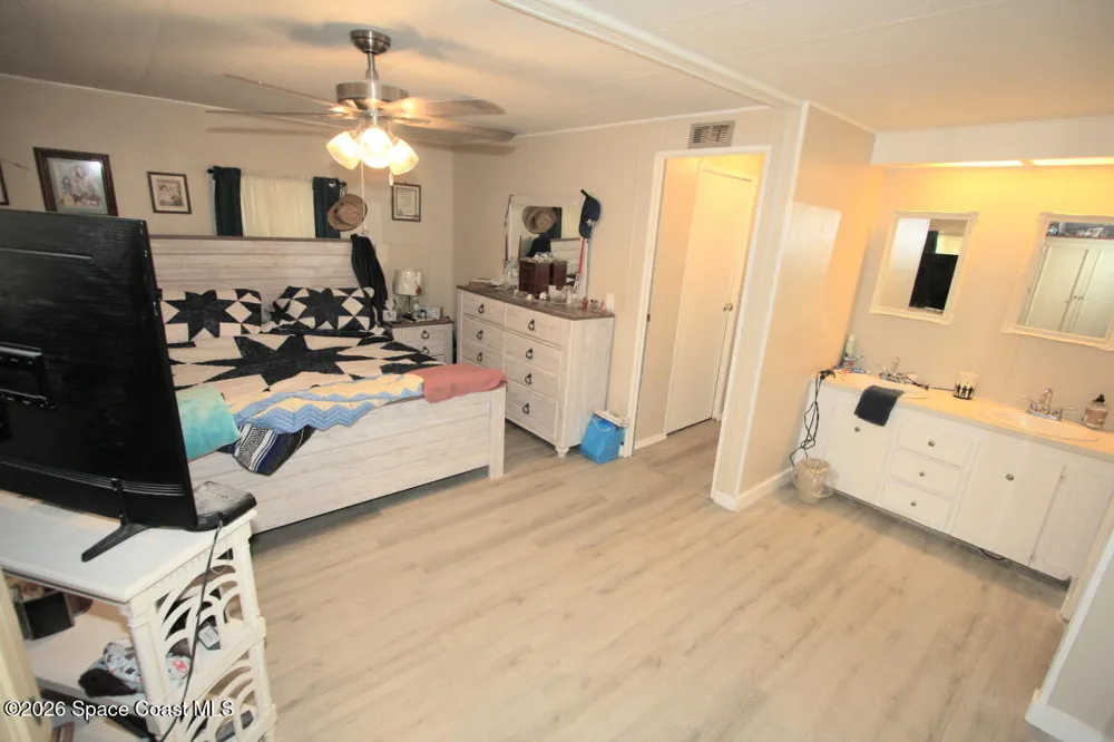 435 Egret Circle Barefoot Bay, FL 32976