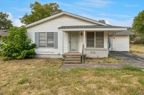 2007 Haltom Road