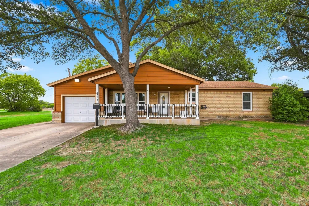 3272 Mimosa Park Drive Richland Hills, TX 76118