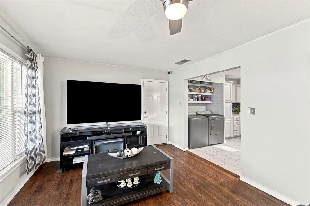 3272 Mimosa Park Drive Richland Hills, TX 76118