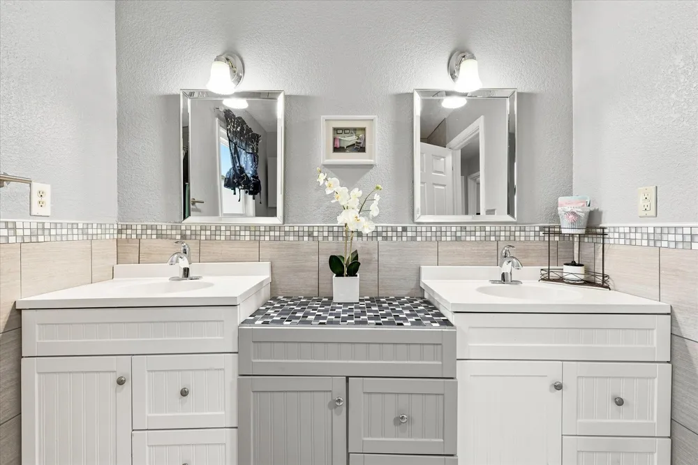 3272 Mimosa Park Drive Richland Hills, TX 76118