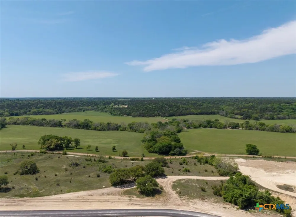 8 Grand Canyon Drive Oglesby, TX 76561