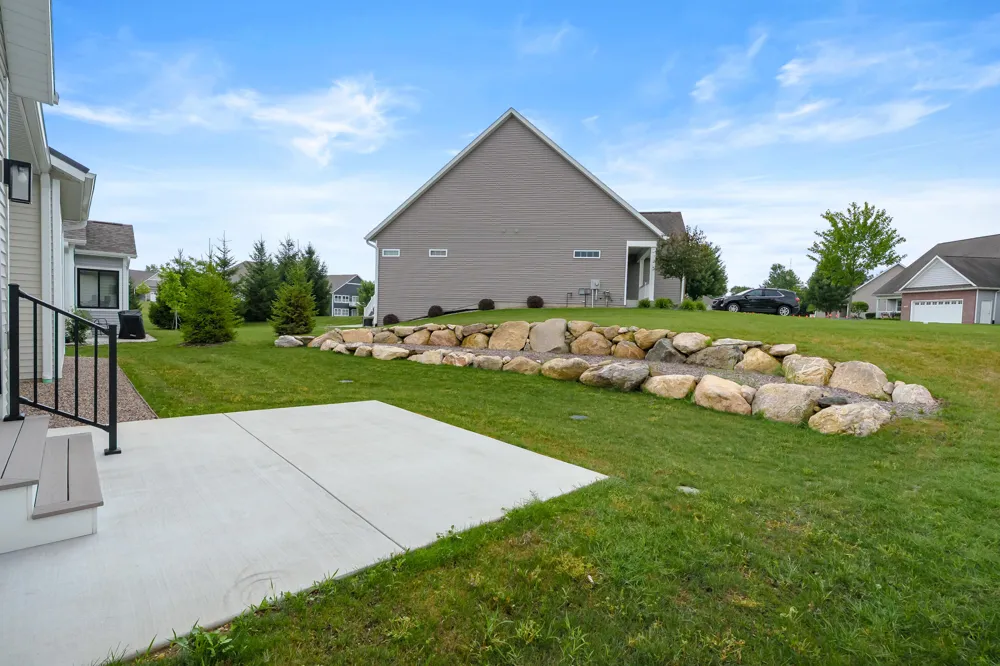 5405 Harborview Pass Kalamazoo, MI 49009