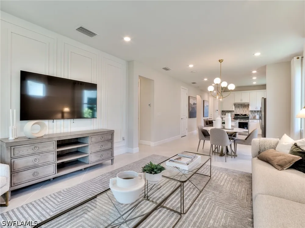 Florida Elm Court North Fort Myers, FL 33917